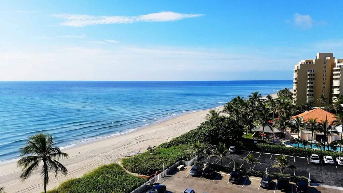 Oceanfront view along Highland Beach, FL